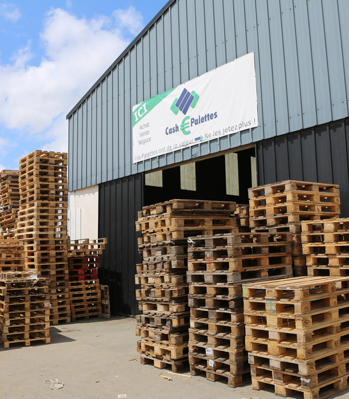 Site logistique de palettes bois et emballages industriels chez Center Euro Palettes